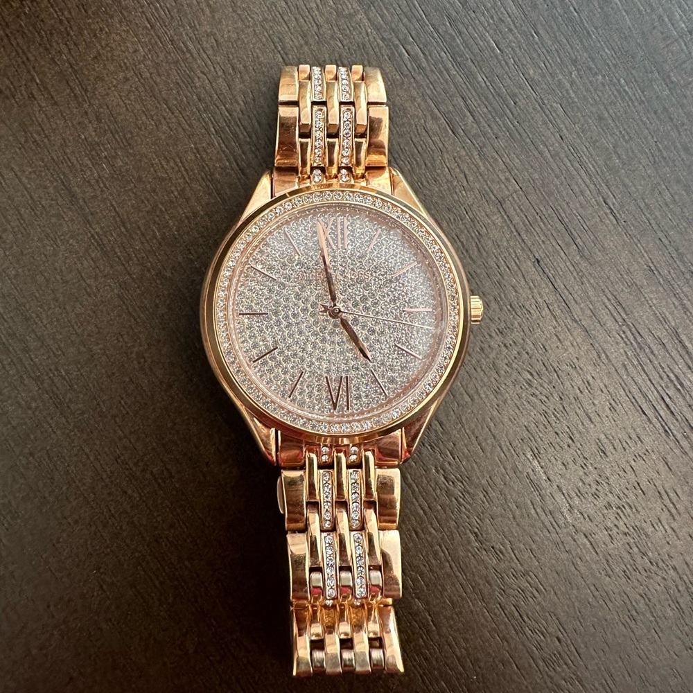 Brand  Michael Kors watch like new condition